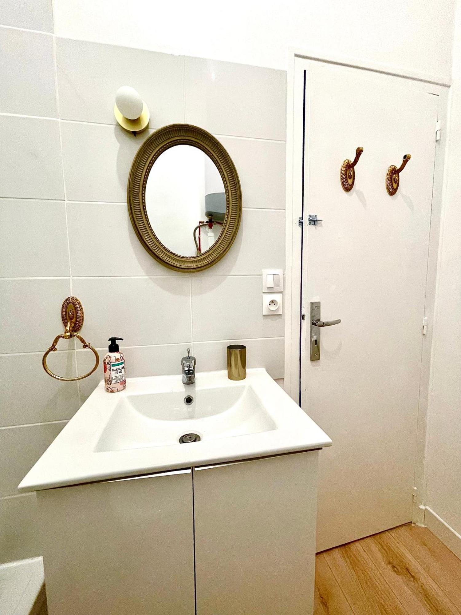 Caporizon-le Perot-t2 Au Coeur Du Vieux Port 100m Appartement